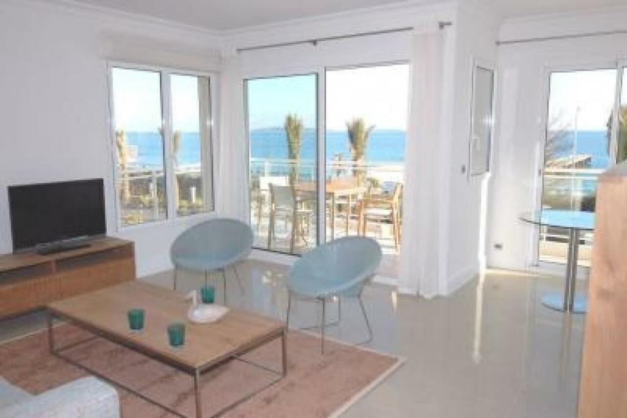 Stunning 2 Bed, 2 Bath Apt On The Cannes Sea Front Has Swimming Pool And Is A Secure Modern Building 464 Eksteriør billede