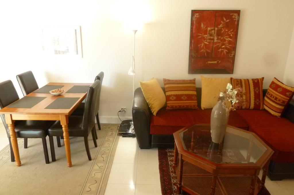 Stunning 2 Bed, 2 Bath Apt On The Cannes Sea Front Has Swimming Pool And Is A Secure Modern Building 464 Eksteriør billede