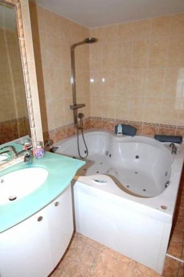 Stunning 2 Bed, 2 Bath Apt On The Cannes Sea Front Has Swimming Pool And Is A Secure Modern Building 464 Eksteriør billede